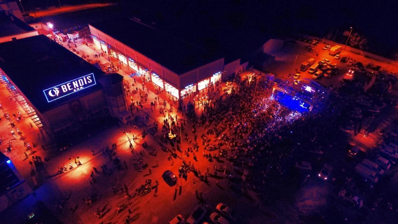 Bendis Hotel Halic Luaran gambar