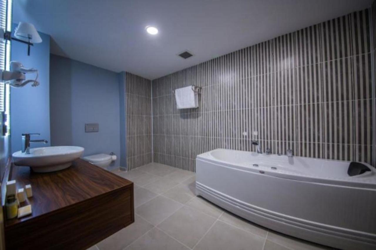 Bendis Hotel Halic Luaran gambar